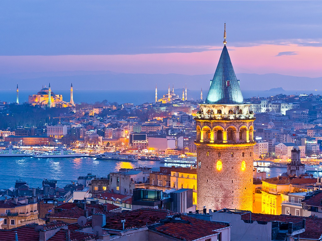 Udhëtim në Stamboll, 4 Ditë - AA